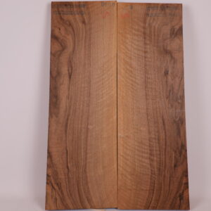 Photo produit Table guitare électrique noyer 1S – 20mm NO5