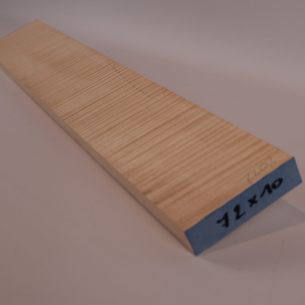 Manche guitare érable ondé 1S 72x10x2.5cm sur quartier – 2022 Manche guitare érable ondé 1S 72x10x2.5cm sur quartier – 2022