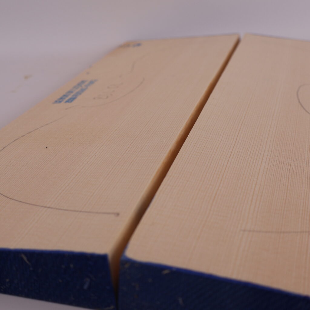 Table violon épicéa 1A 23L52