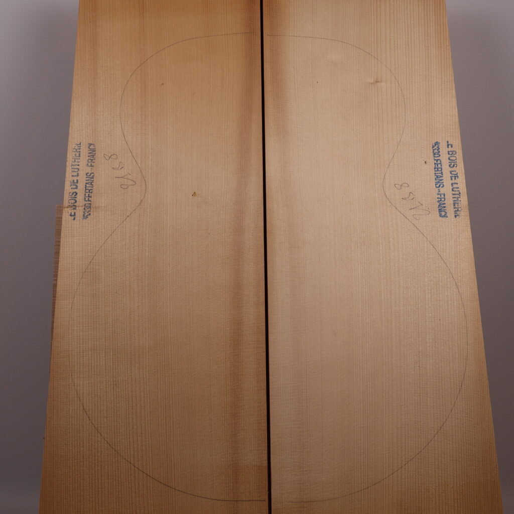 Table guitare archtop 17″ 1A – 21B8