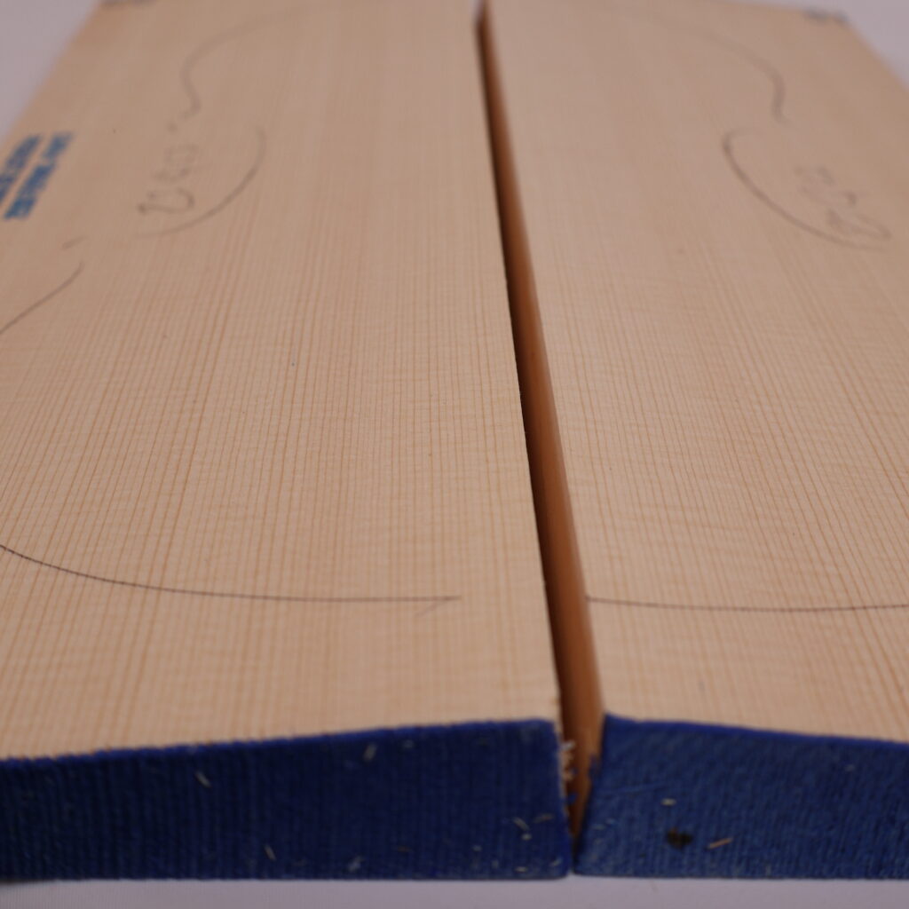 Table violon épicéa 1A 23Q47