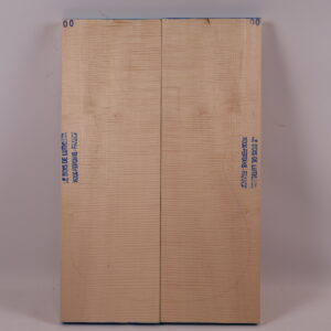 Photo produit Table guitare électrique érable ondé 1A – 20 mm E23-49