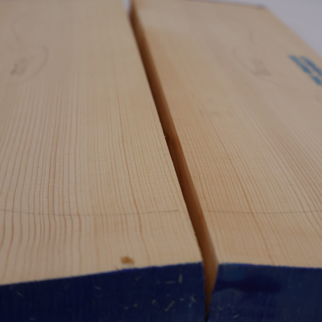 Table violon épicéa 1B 22I213