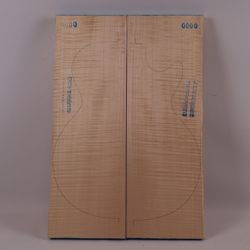 Table guitare électrique érable ondé 1S – 20 mm X21-441