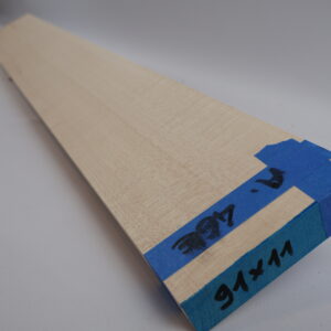 Photo produit Manche guitare érable ondé 1A 91x11x2.5cm sur quartier – B22