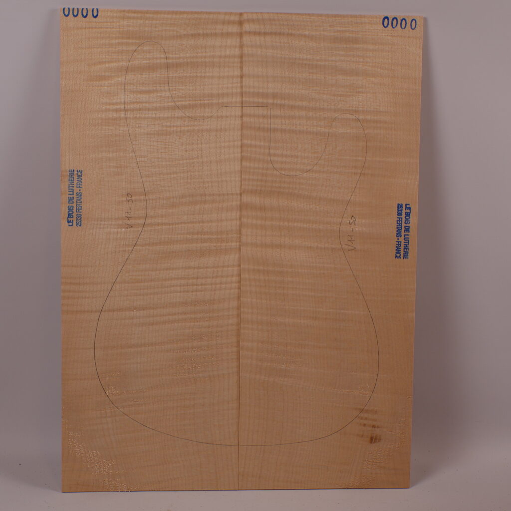 Table guitare électrique érable ondé 1S – 4 mm V11-50