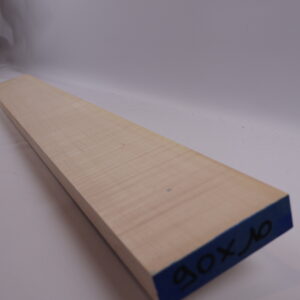 Photo produit Manche guitare érable ondé 1A 90x10x2.5cm sur quartier – H22