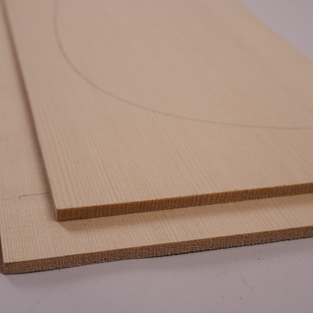 Table luth épicéa 1S 23F50