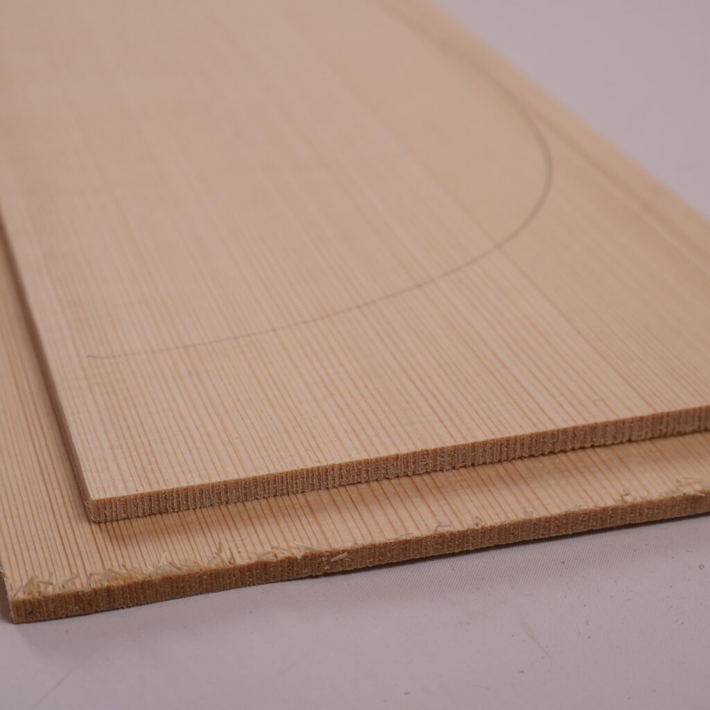 Table luth épicéa 1S 24A105