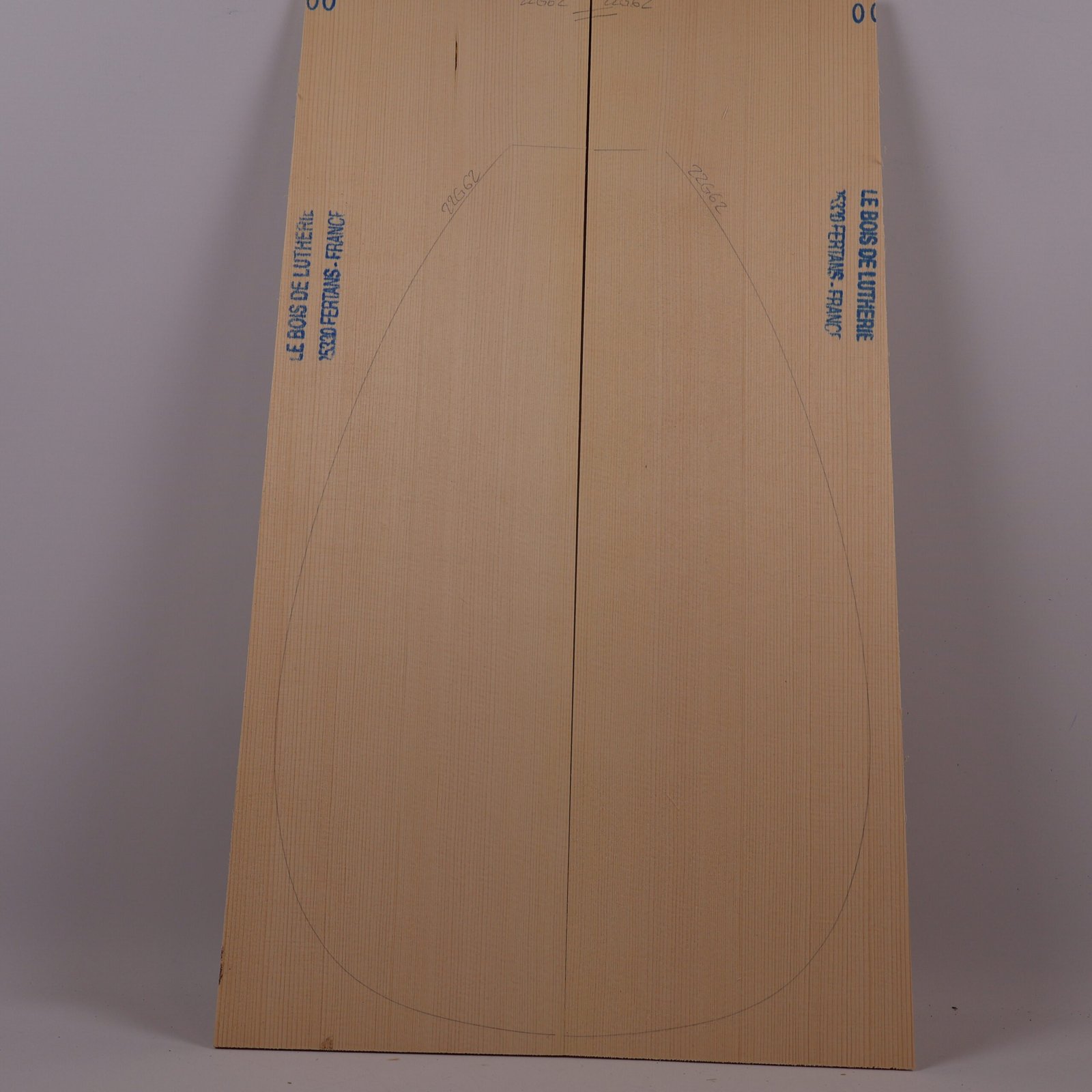Table luth épicéa 1A 22G62 ~ Le Bois de Lutherie