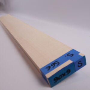 Photo produit Manche guitare érable ondé 1S 90x9x2.5cm sur quartier – B22