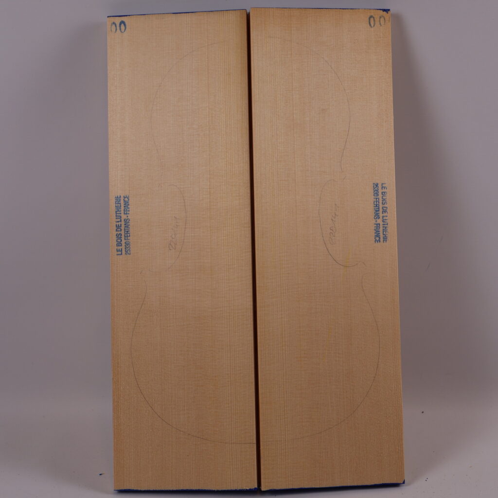 Table alto épicéa 1A 22D141