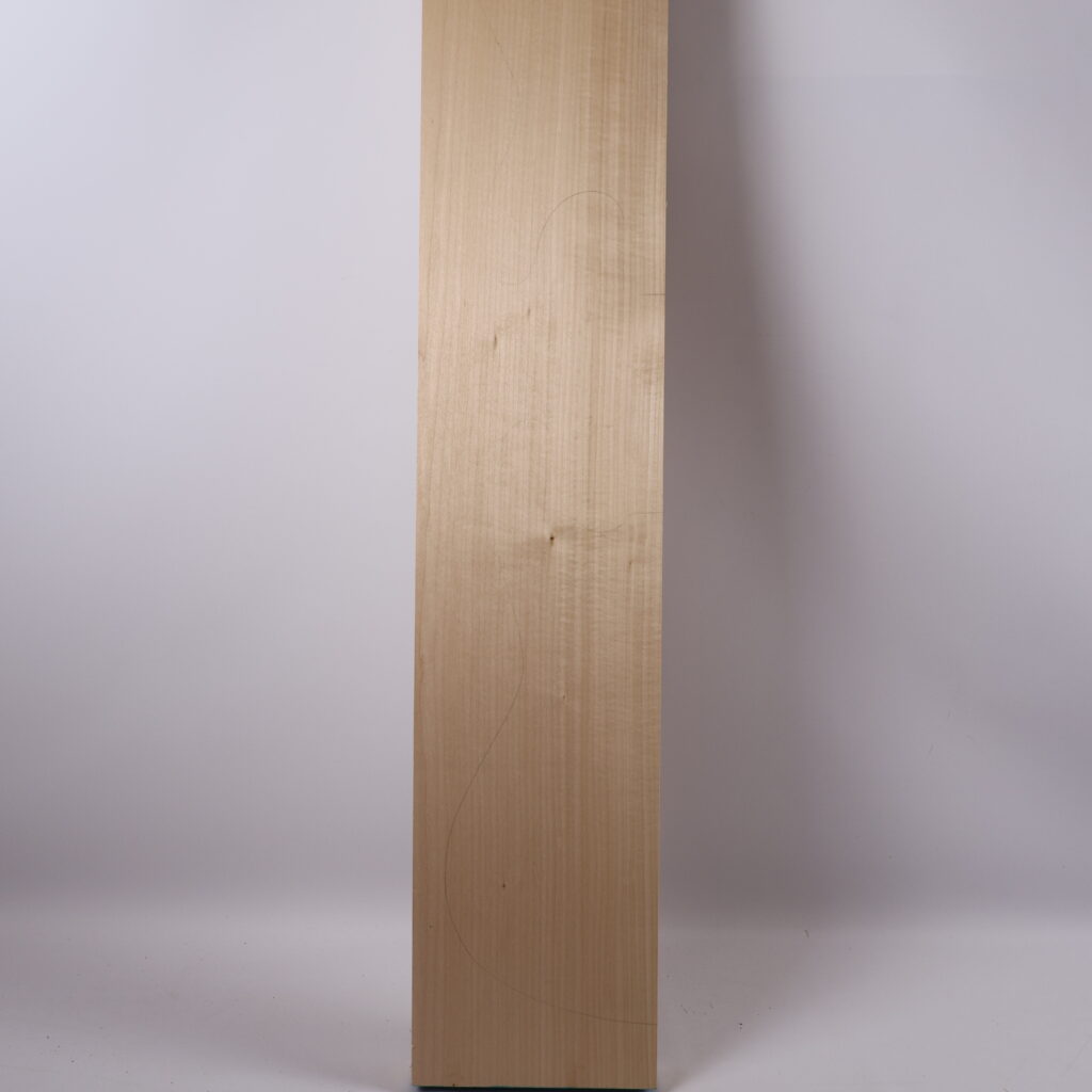 Corps guitare électrique tilleul 1A – TIL23-10