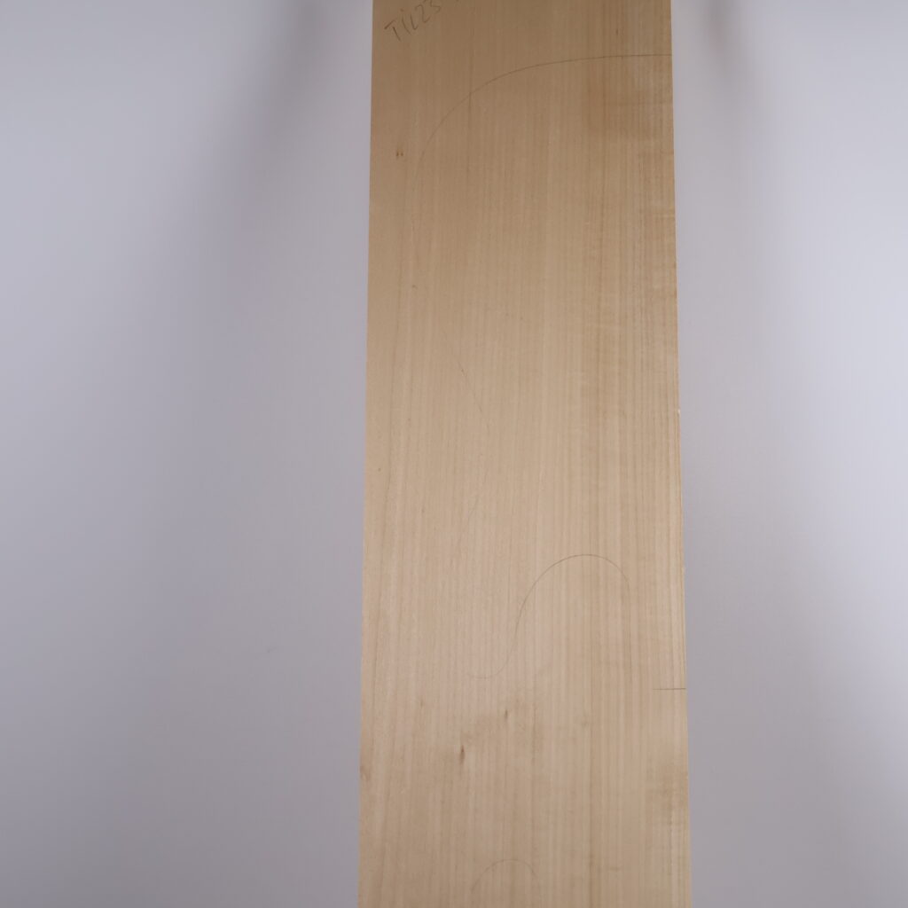 Corps guitare électrique tilleul 1A – TIL23-10