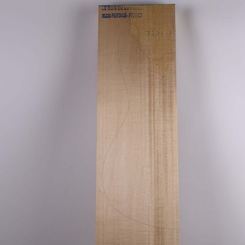 Corps guitare électrique tilleul 1B – TIL23-8