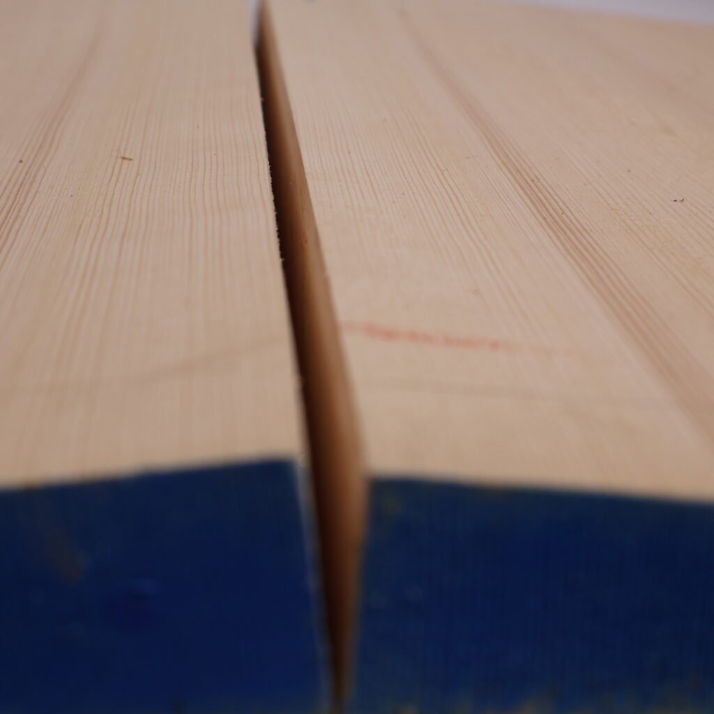 Table guitare archtop 17&Prime; 1B – 19G601