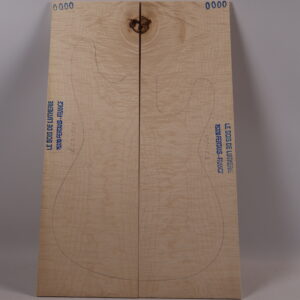 Photo produit Table guitare électrique érable ondé 1S – 4 mm E23-205