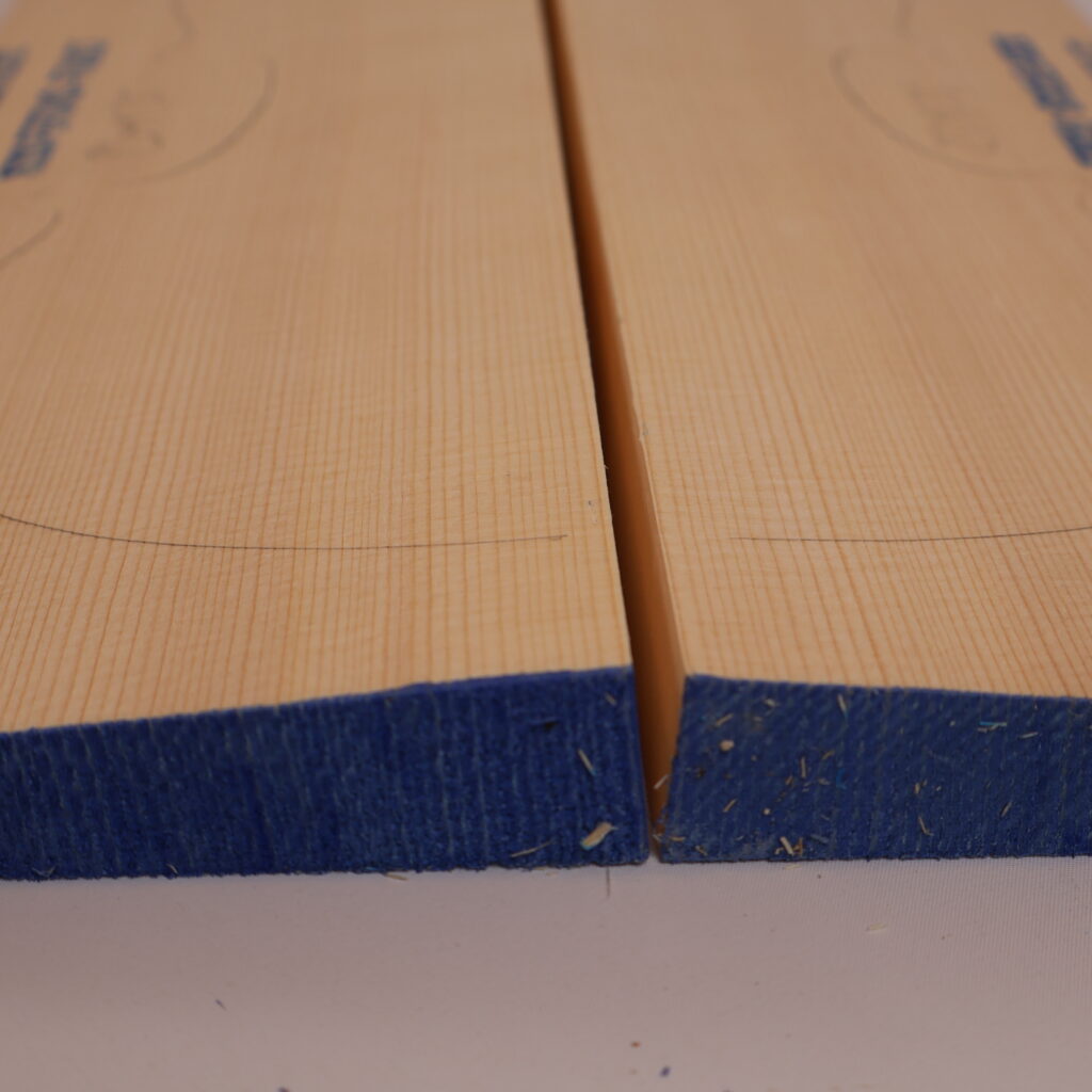 Table violon épicéa 1A 23M35