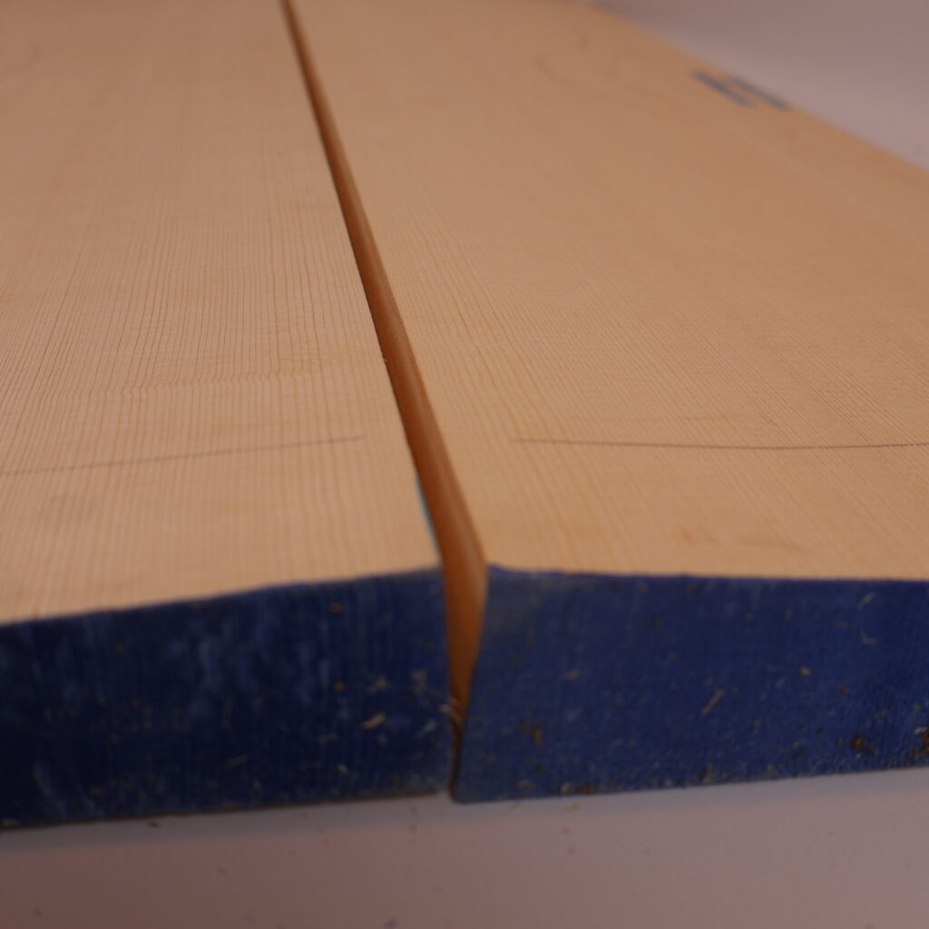 Table violoncelle épicéa 1S 23L64