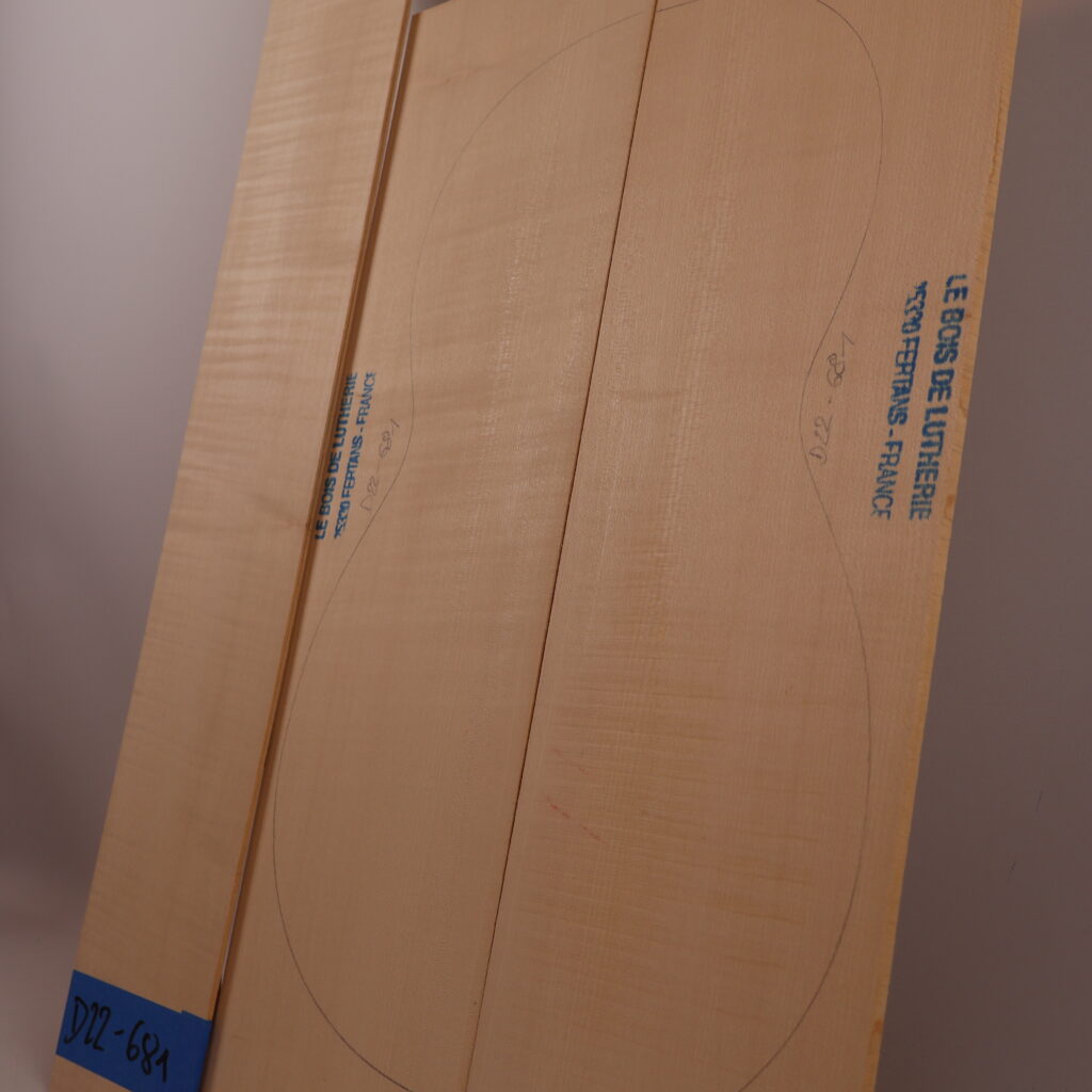 Set guitare classique érable 1B D22-681