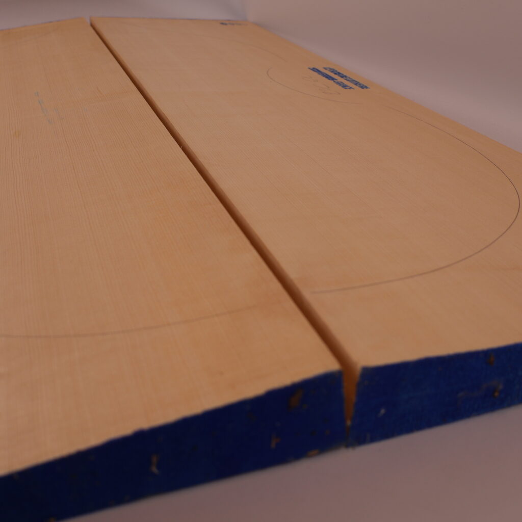 Table viole de gambe Basse 1S – 23C61