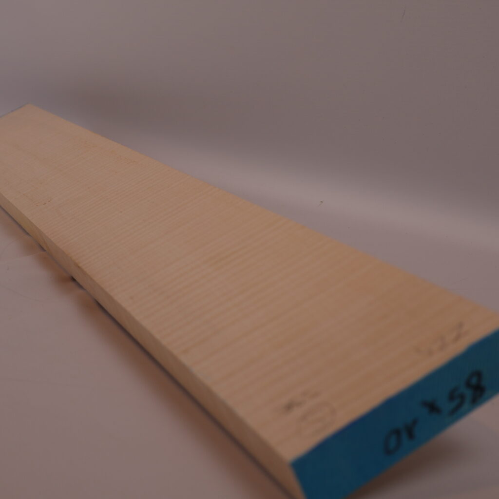 Manche guitare érable ondé 1S 85x10x2.5cm sur quartier Z24
