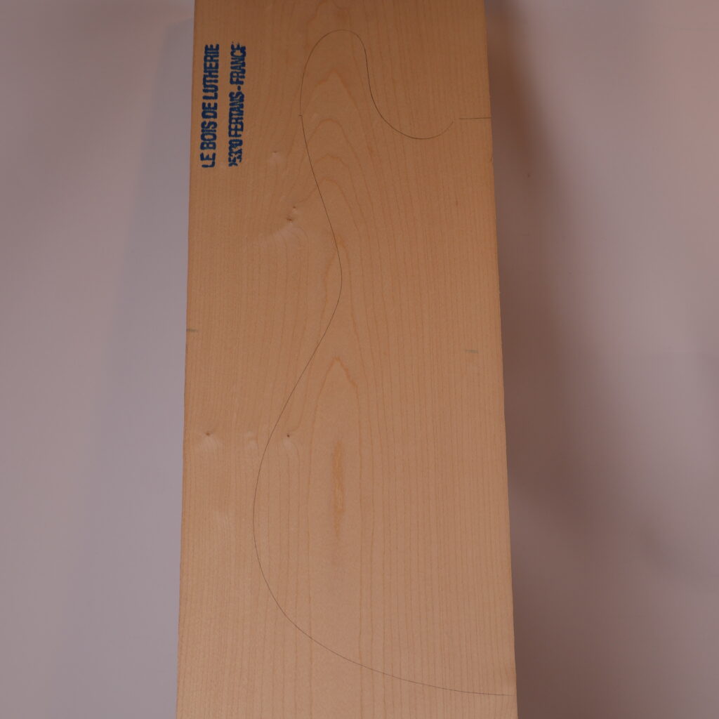Corps guitare électrique tilleul 1B – TIL24-54