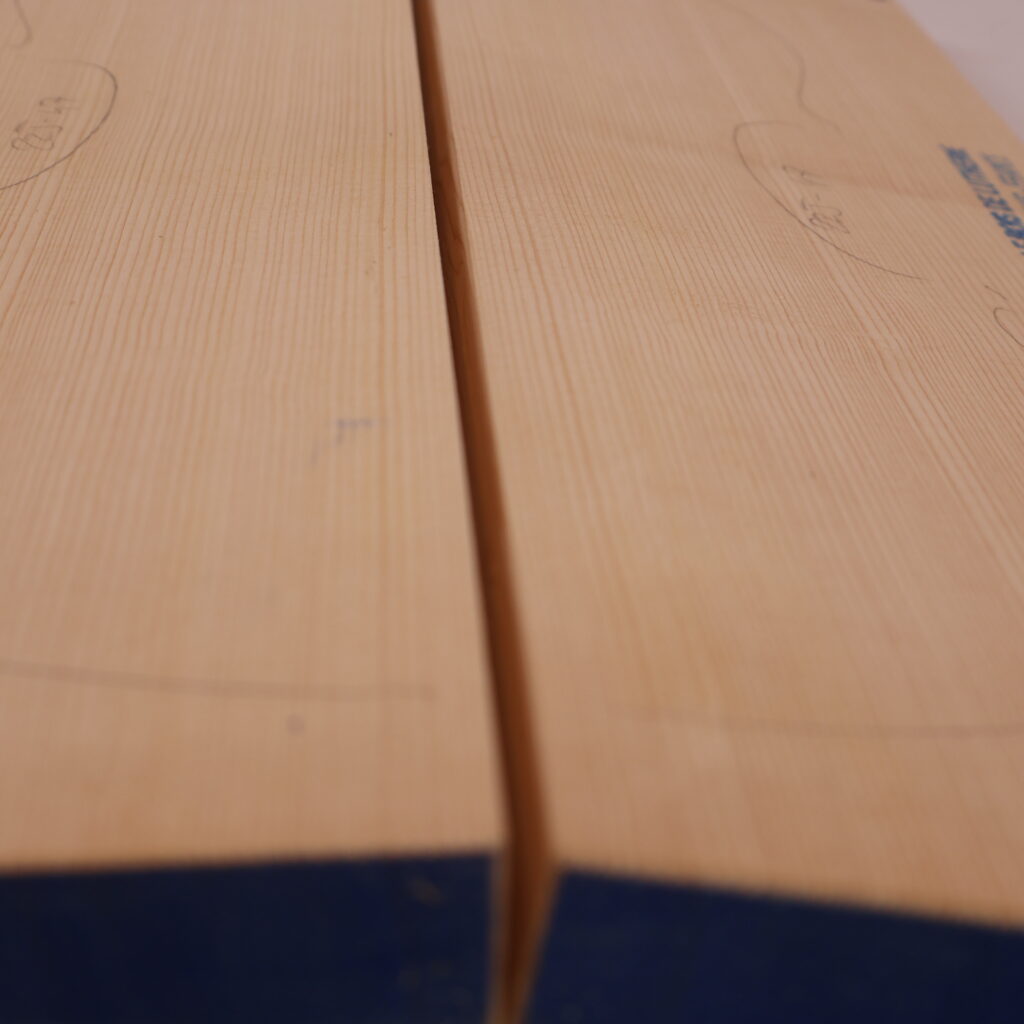 Table violon épicéa 1A 22J47