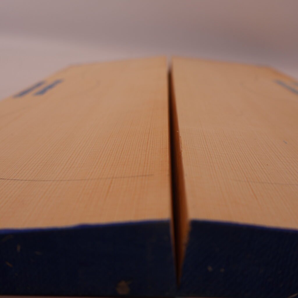 Table alto épicéa 1A 22A6