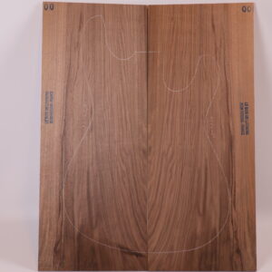 Photo produit Table guitare électrique noyer 1A – 4mm NB23-31
