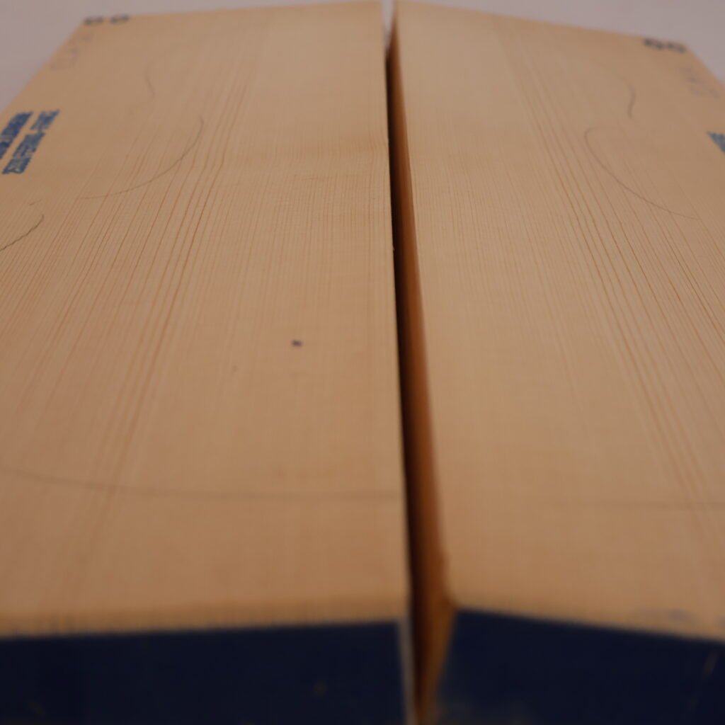 Table violon épicéa 1A 22A31