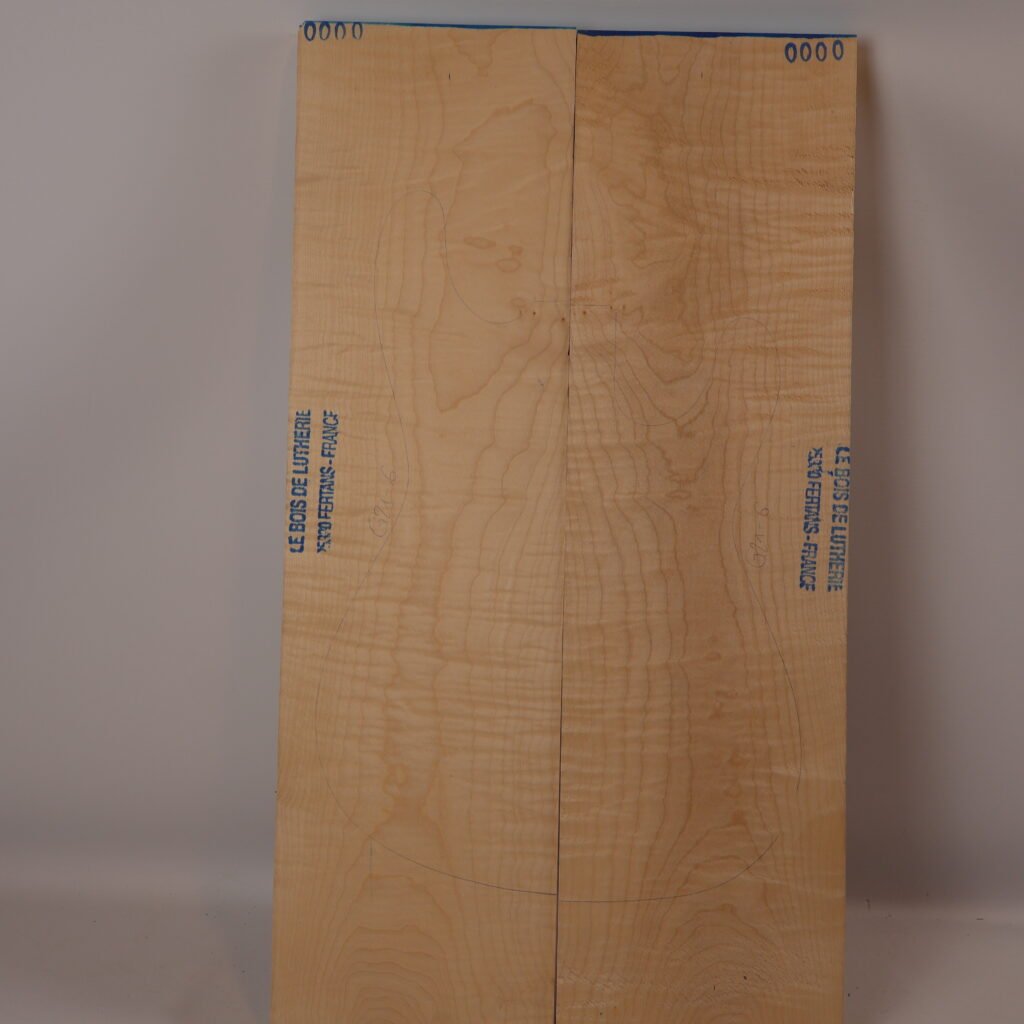 Table guitare électrique érable ondé 1S – 20 mm G21-6