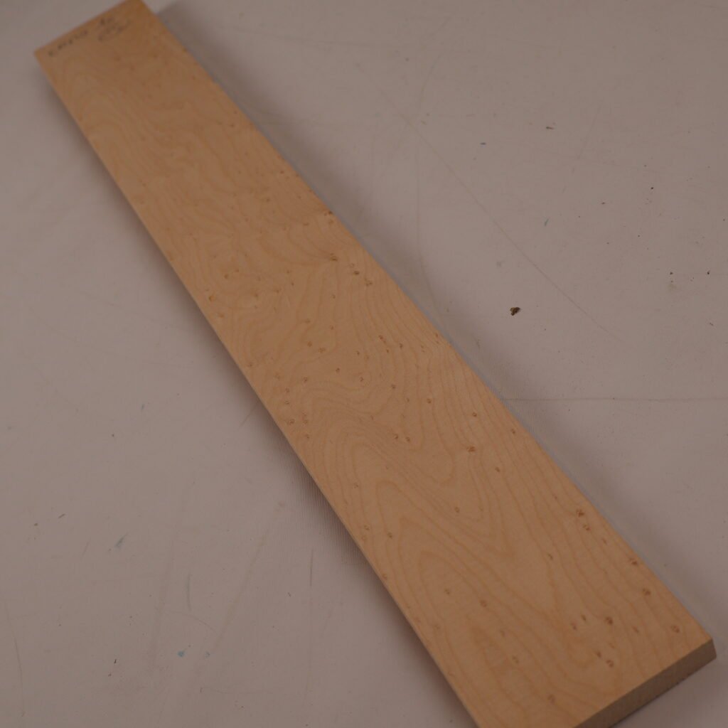 Touche guitare érable moucheté 1S – ERMO16-2
